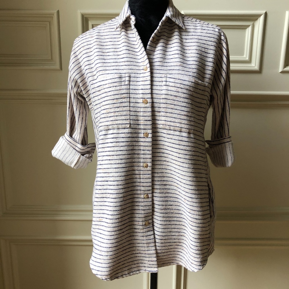 ✨SALE✨ Madewell Tan Striped Flannel
